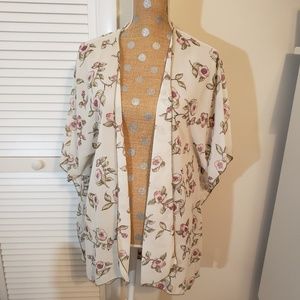 Floral kimono NWT